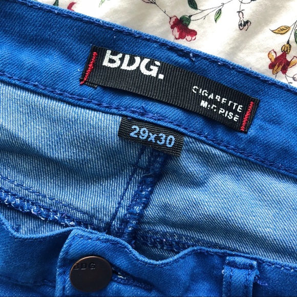 Blue BDG Cigarette Mid-Rise Straight Leg Jeans - Picture 7 of 8
